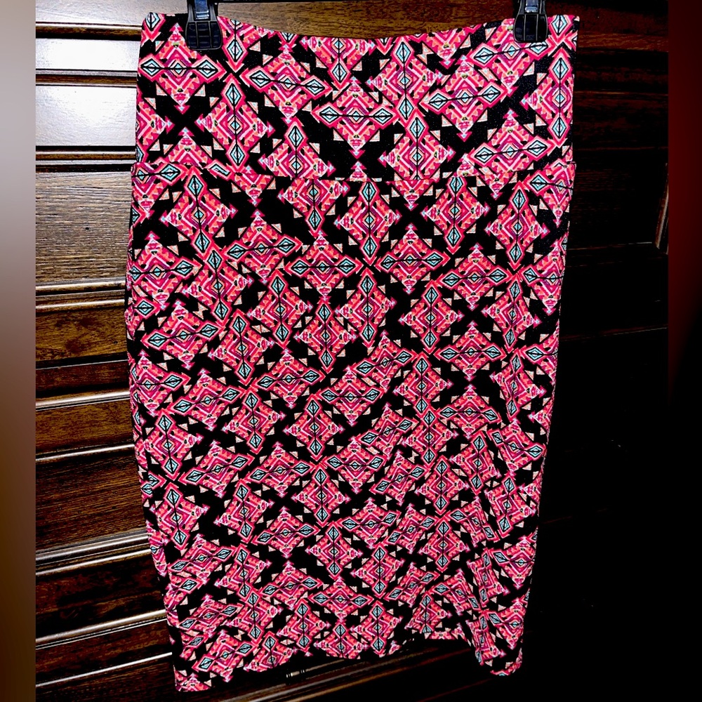 LuLaRoe black pencil midi skirt